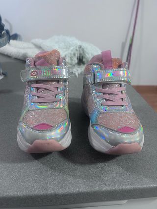 Zapatillas niña con ruedas