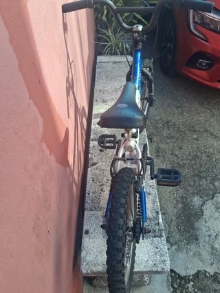 Bicicleta Monty 16 Azul y Blanca