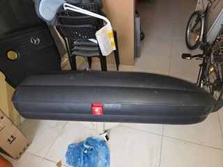 Baúl portaequipaje negro