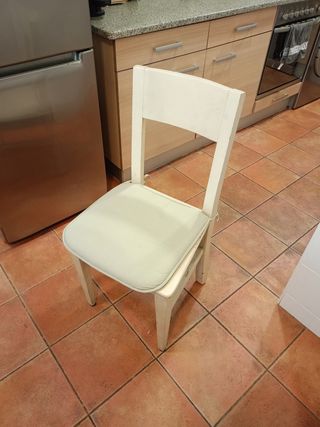 Juego de 4 sillas de comedor color blanco roto