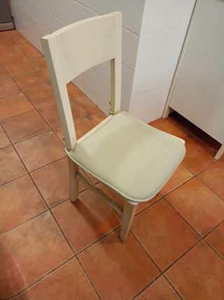 Juego de 4 sillas de comedor color blanco roto
