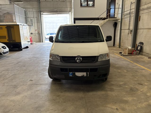 Volkswagen Transporter T5 2009