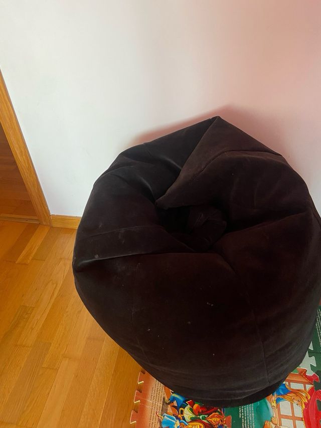 Puff de tela lavable negro