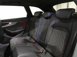 Audi A4 RS4 Avant 2.9 TFSI quattro triptronic 450 