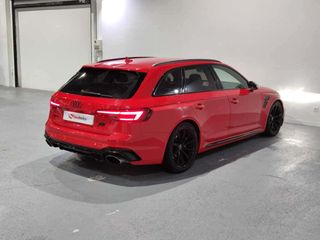 Audi A4 RS4 Avant 2.9 TFSI quattro triptronic 450 