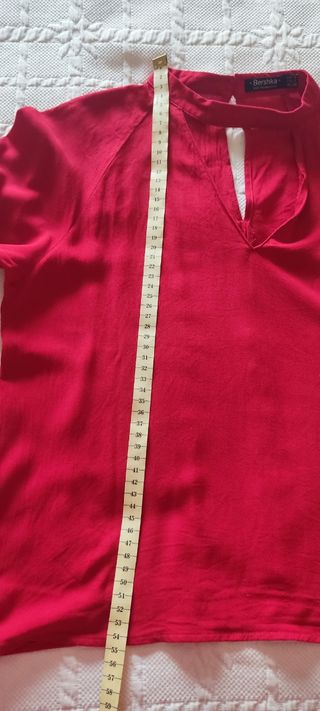 Blusa Bershka Roja Manga Larga