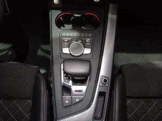 Audi A4 RS4 Avant 2.9 TFSI quattro triptronic 450 