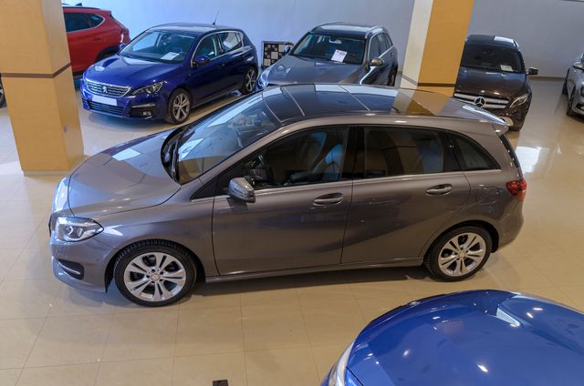 Mercedes-Benz Clase B 200d 7G-DCT