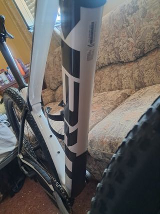 Bicicleta Trek Procaliber 2024