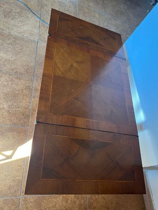 Mesa baja de madera