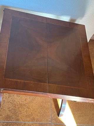 Mesa baja de madera