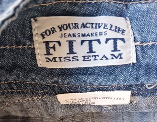 Falda vaquera corta Jeans Fitt.