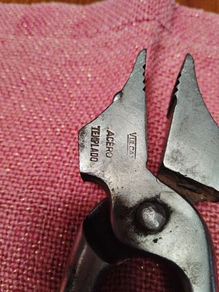 Tenazas zapatero antiguas