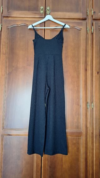 Mono negro tirantes