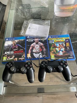 PS4 Slim 500GB Nera + 3 Giochi