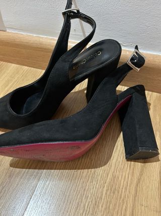 Zapatos de tacón negros