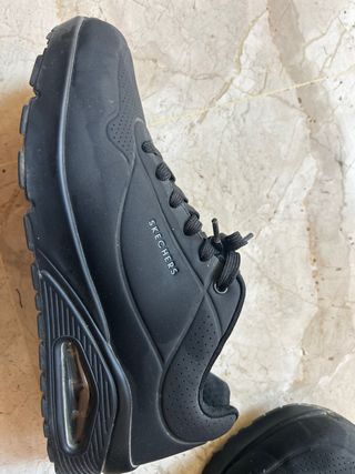Zapatillas Skechers Negras