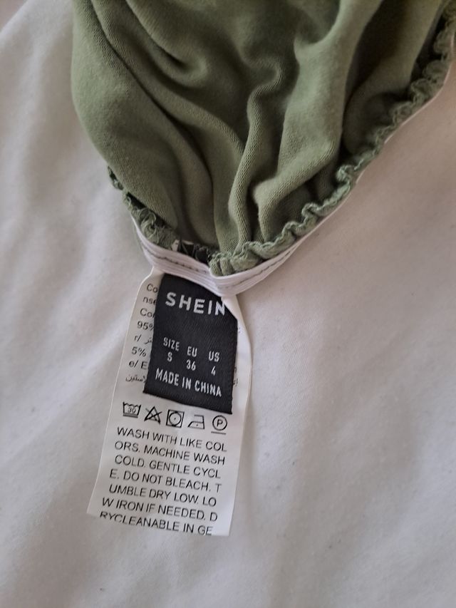 Vestido verde asimétrico talla única