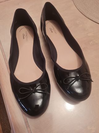 Manoletinas Clarks Negras Talla  40, 