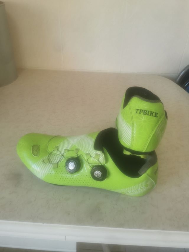 Zapatillas Ciclismo Verde Neón talla 43