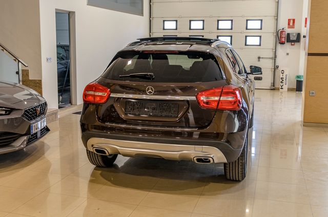 Mercedes-Benz GLA 200D URBAN