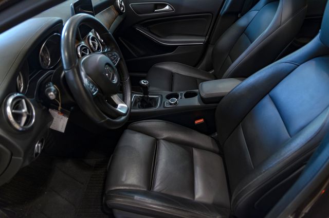 Mercedes-Benz GLA 200D URBAN