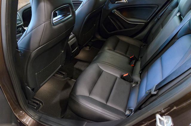 Mercedes-Benz GLA 200D URBAN
