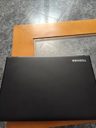 Notebook Toshiba Dynabook B65 SSD da 256 GB. 16 GB di ram