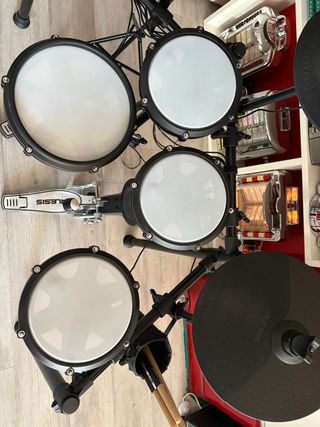 Batería Electrónica Alesis Nitro Max
