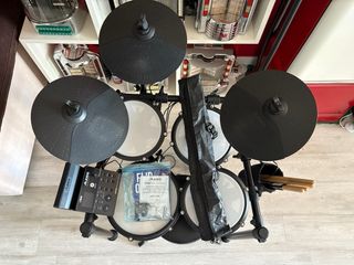 Batería Electrónica Alesis Nitro Max