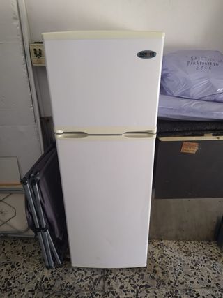 Nevera blanca ROMER