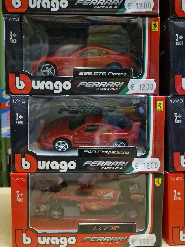12 Coches Ferrari Burago 1/43 NUEVOS