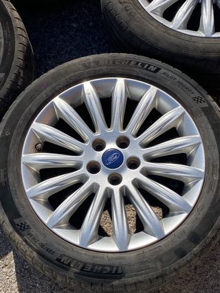 Llantas Ford Focus 17 2014