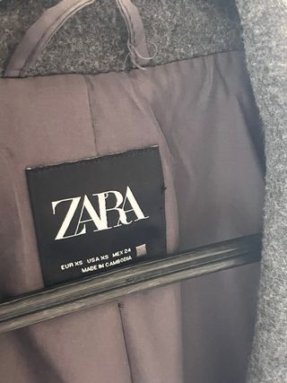 Abrigo largo gris Zara