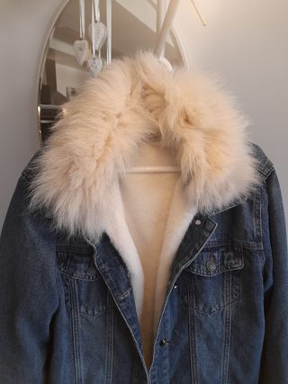 Chaquetón tejano con cuello de pelo