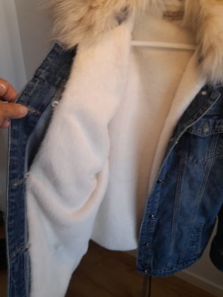 Chaquetón tejano con cuello de pelo