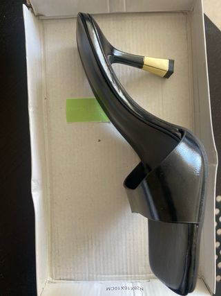 Zapatos tacón bajo negros sin usar