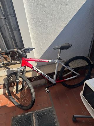 Bicicleta Schwinn Frontier Roja y Blanca