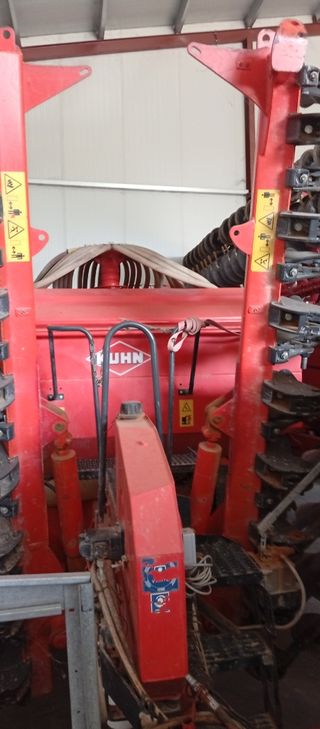Sembradora Kuhn Fastliner 6000 siembra directa