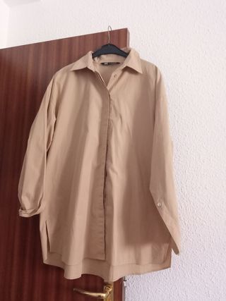 Camisa over size camel