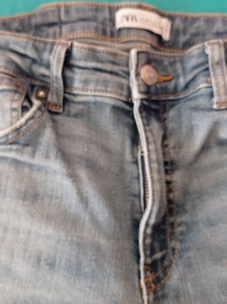 Pantalón vaquero Zara Talla 38