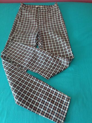 Pantalón Pull&Bear cuadros marrón S