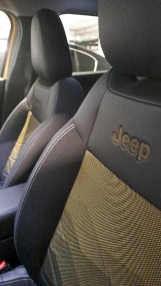 Jeep Avenger Summit