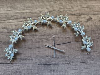 Tiara/Diadema de Novia Plateada con Perlas