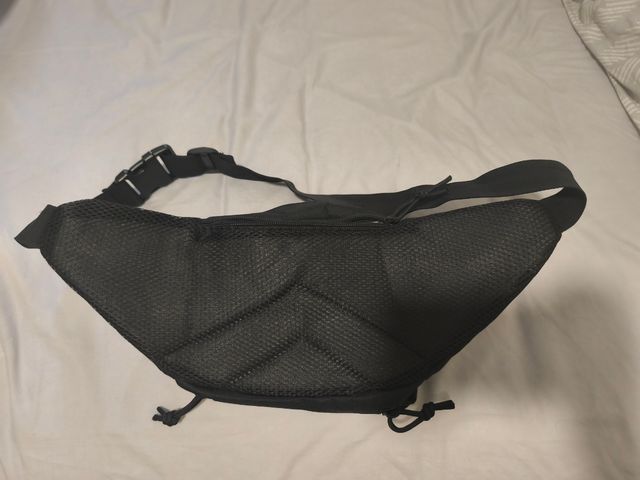 Riñonera táctica Molle negra