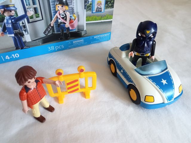 Playmobil Polícia Starter Pack Action Heroes novo