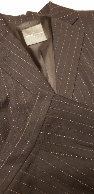 Traje RV negro con listas beige