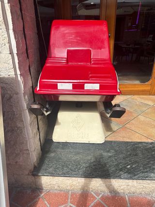 Atracción infantil moto de agua con monedero