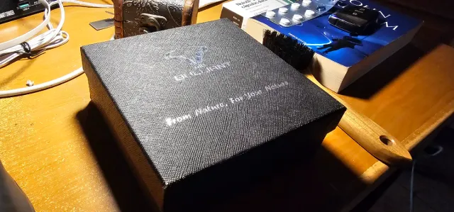 Cinturón Micrométrico Marrón y Plateado