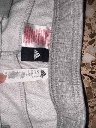 Pantalón chándal Adidas gris T. 11-12 años